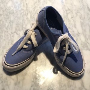 GH Bass Sneakers Sz. 5.5 - NEW